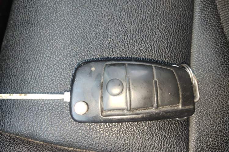 Used Suzuki Wagon R X5 2013 Revised Version 1.4L VVT Cruise Edition Vehicle Key
