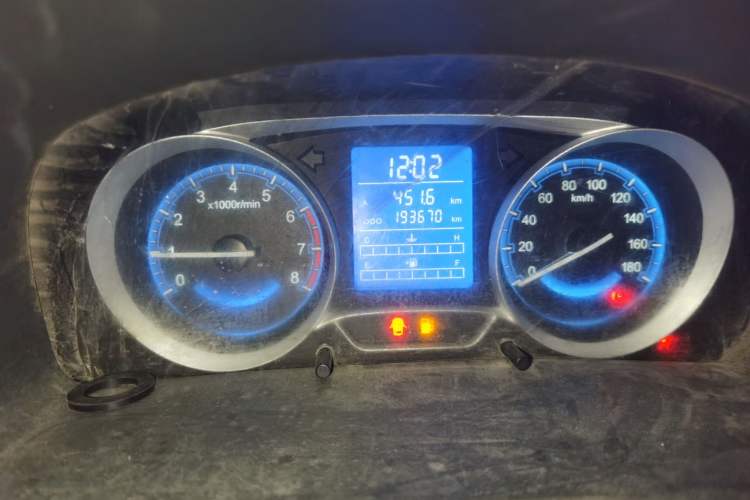 Used Suzuki Wagon R X5 2013 Revised Version 1.4L VVT Cruise Edition Instrument Cluster