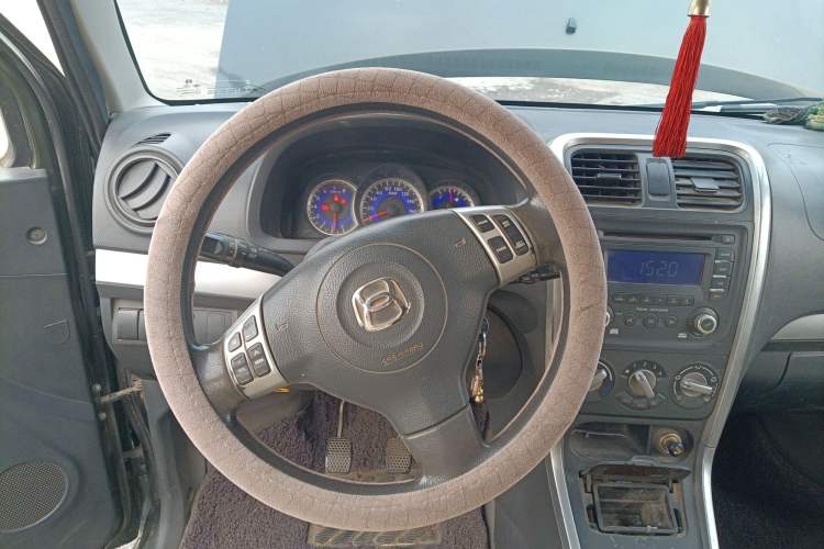 Used Suzuki Wagon R X5 2013 Cruise Edition 1.4L VVT Luxury Model China IV Standard Steering Wheel