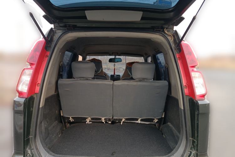 Used Suzuki Wagon R X5 2013 Cruise Edition 1.4L VVT Luxury Model China IV Standard Trunk
