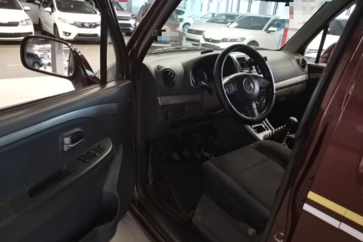 Used Suzuki Wagon R X5 2013 Revised Version 1.4L VVT Cruise Edition Driver Seat