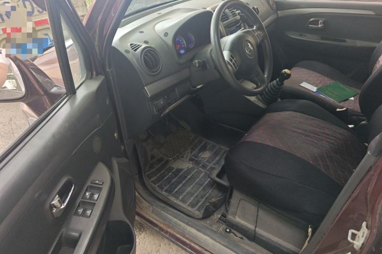 Used Suzuki Wagon R X5 2013 Cruise Edition 1.4L VVT Standard Model Driver Seat