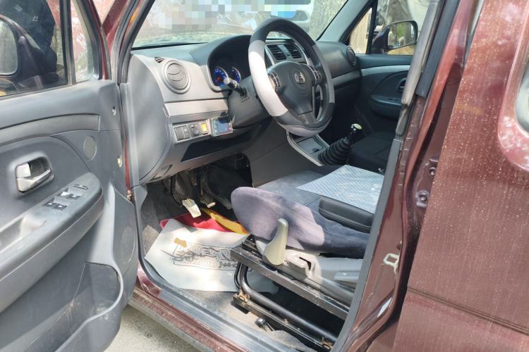Used Suzuki Wagon R X5 2013 Revised Version 1.4L VVT Cruise Edition Driver Seat