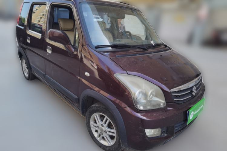 Used Suzuki Wagon R X5 2013 Luxury Edition 1.4L Standard Model Front Right 45 Deg