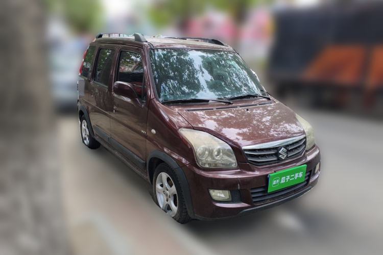 Used Suzuki Wagon R X5 2013 Revised Version 1.4L VVT Cruise Edition Front Right 45 Deg