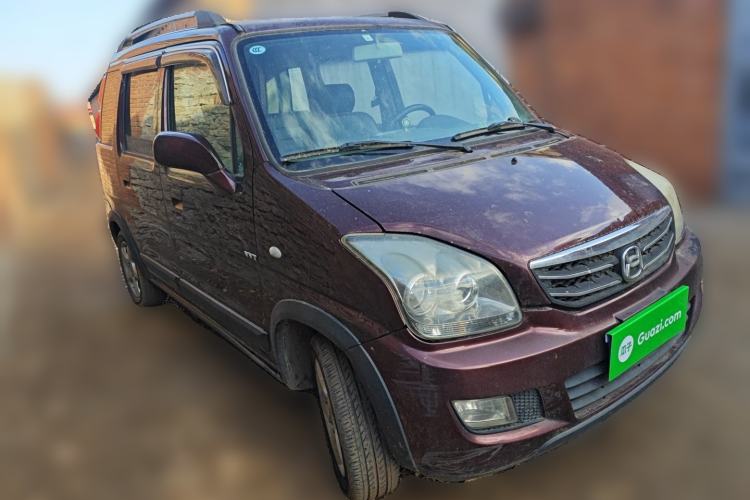 Used Suzuki Wagon R X5 2013 Revised Version 1.4L VVT Cruise Edition Front Right 45 Deg