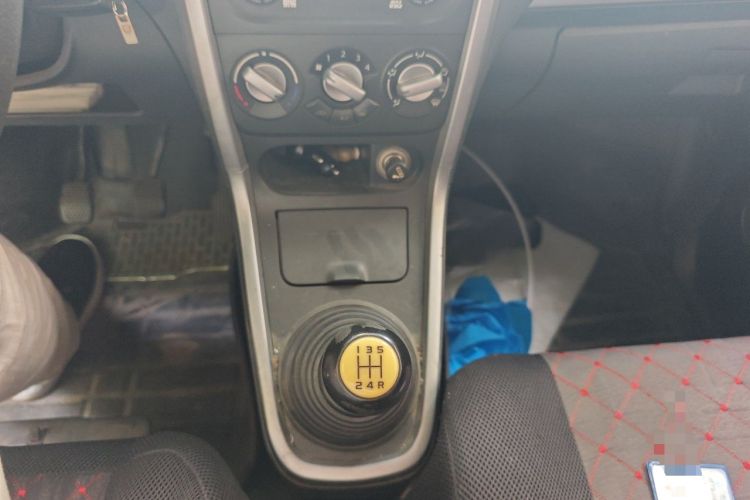 Used Suzuki Wagon R X5 2013 Cruise Edition 1.4L VVT Standard Model Gear Lever