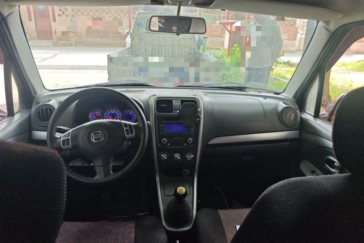Used Suzuki Wagon R X5 2013 Cruise Edition 1.4L VVT Standard Model Headliner