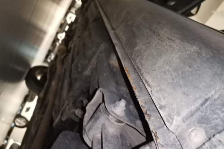 Used Suzuki Wagon R X5 2013 Revised Version 1.4L VVT Cruise Edition Left Side Sill