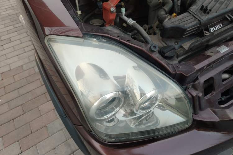Used Suzuki Wagon R X5 2013 Revised Version 1.4L VVT Cruise Edition Right Front Headlight