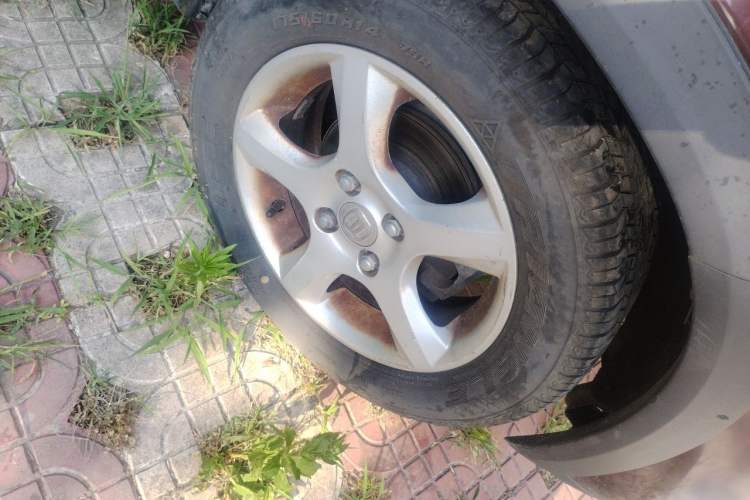Used Suzuki Wagon R X5 2013 Revised Version 1.4L VVT Cruise Edition Right Front Wheel Hub
