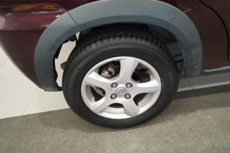 Used Suzuki Wagon R X5 2013 Revised Version 1.4L VVT Cruise Edition Right Rear Wheel Hub