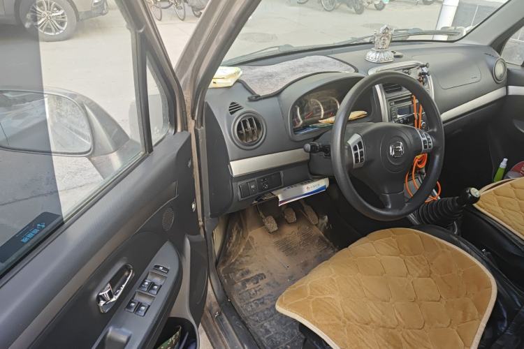 Used Suzuki Wagon R X5 2013 Revised Version 1.4L VVT Cruise Edition Driver Seat