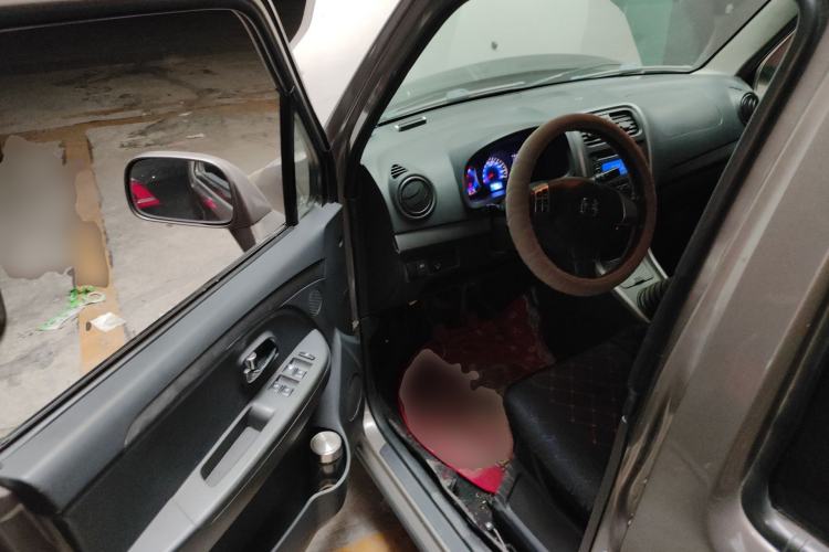 Used Suzuki Wagon R X5 2013 Luxury Edition 1.4L Standard Model Driver Seat