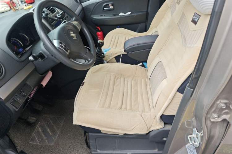 Used Suzuki Wagon R X5 2013 Luxury Edition 1.4L Standard Model Left Front Seat