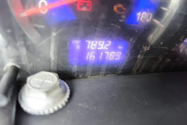 Used Suzuki Wagon R X5 2013 Revised Version 1.4L VVT Cruise Edition Odometer Close Up