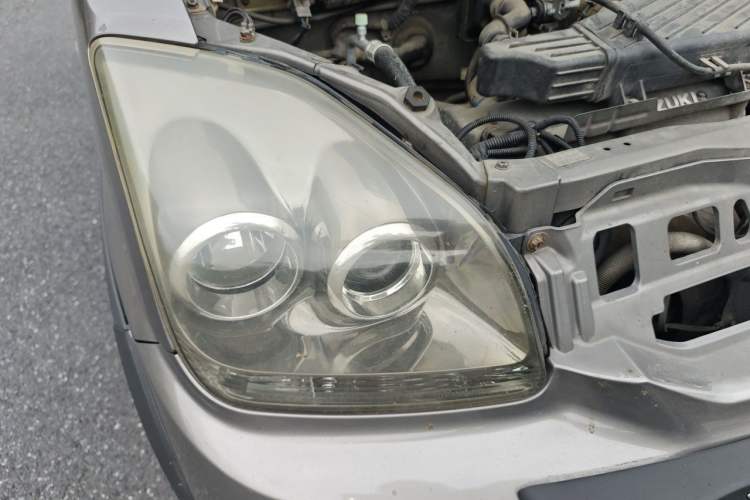 Used Suzuki Wagon R X5 2013 Luxury Edition 1.4L Standard Model Right Front Headlight