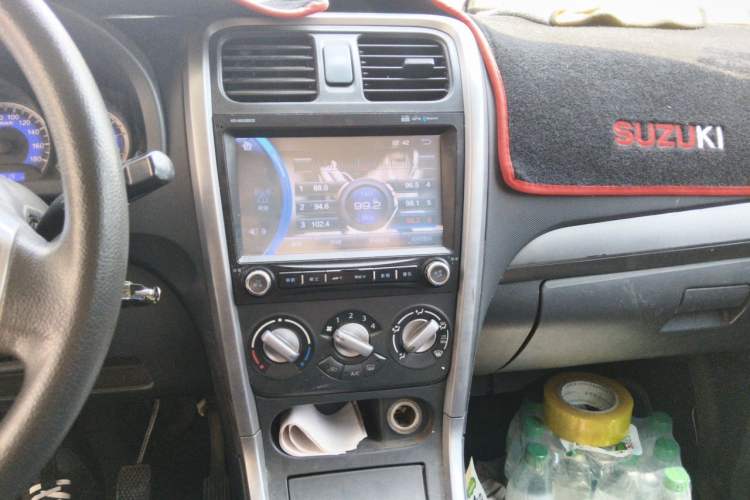 Used Suzuki Wagon R X5 2013 Cruise Edition 1.4L VVT Standard Model Audio And AC Panel