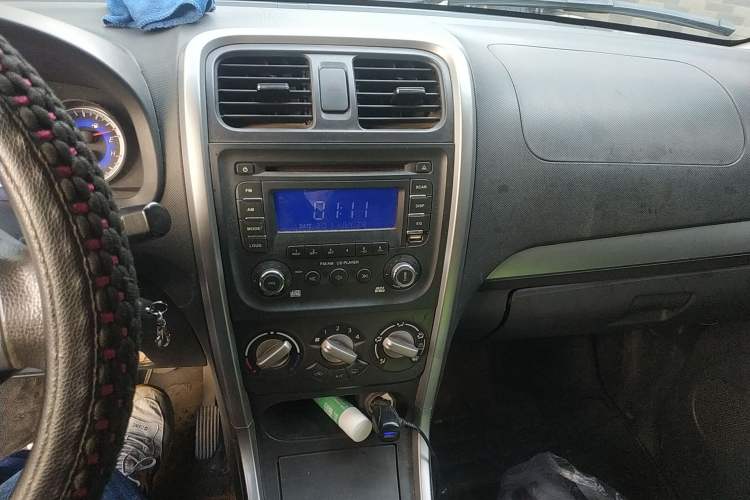 Used Suzuki Wagon R X5 2013 Revised Version 1.4L VVT Cruise Edition Audio And AC Panel