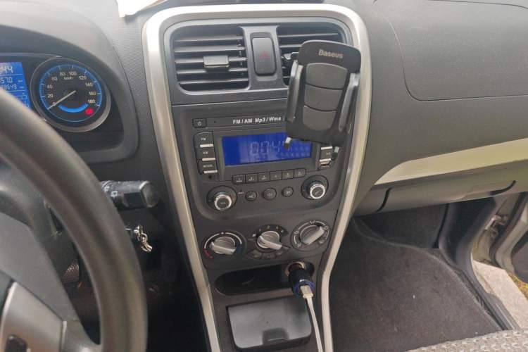Used Suzuki Wagon R X5 2013 Revised Version 1.4L VVT Cruise Edition Audio And AC Panel