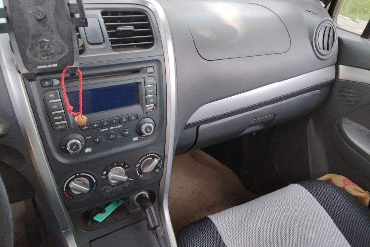 Used Suzuki Wagon R X5 2013 Revised Version 1.4L VVT Cruise Edition Audio And AC Panel