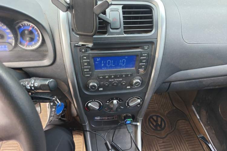 Used Suzuki Wagon R X5 2013 Revised Version 1.4L VVT Cruise Edition Audio And AC Panel