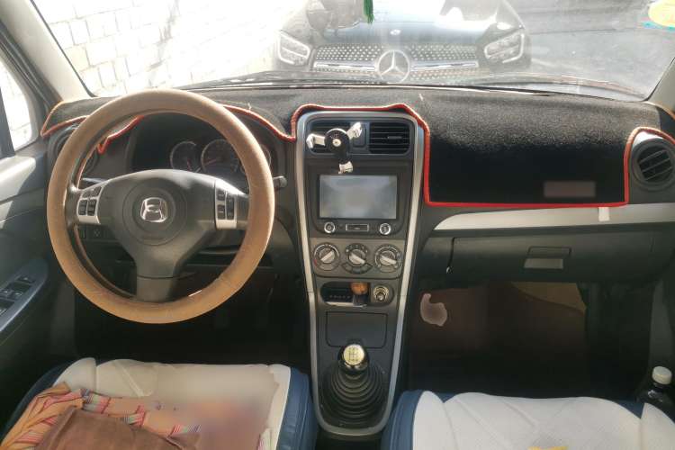 Used Suzuki Wagon R X5 2013 Revised Version 1.4L VVT Cruise Edition Center Console