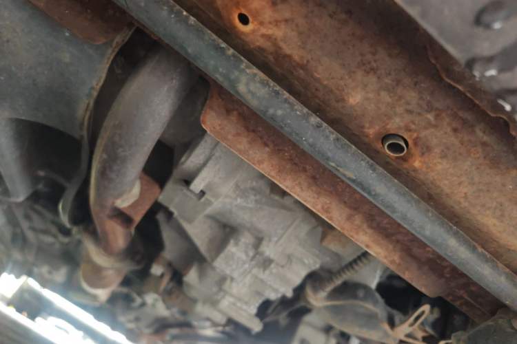 Used Suzuki Wagon R X5 2013 Revised Version 1.4L VVT Cruise Edition Chassis Front