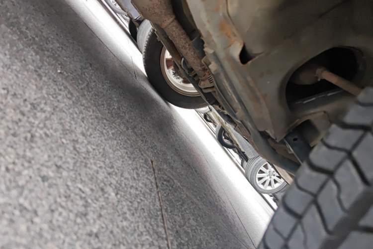 Used Suzuki Wagon R X5 2013 Revised Version 1.4L VVT Cruise Edition Chassis Front Right