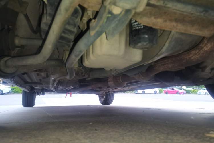 Used Suzuki Wagon R X5 2013 Cruise Edition 1.4L VVT Luxury Model China IV Standard Chassis Front Right