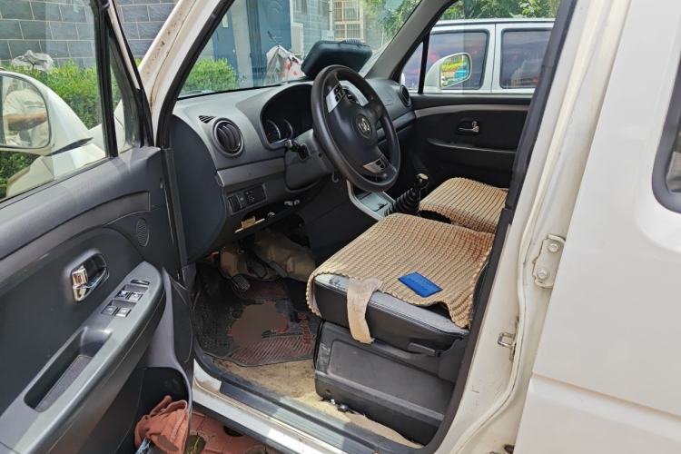 Used Suzuki Wagon R X5 2013 Cruise Edition 1.4L VVT Luxury Model China IV Standard Driver Seat