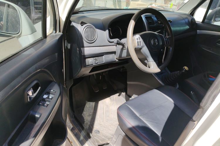 Used Suzuki Wagon R X5 2013 Cruise Edition 1.4L VVT Standard Model Driver Seat