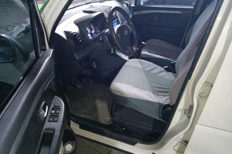 Used Suzuki Wagon R X5 2013 Cruise Edition 1.4L VVT Luxury Model China V Standard Driver Seat
