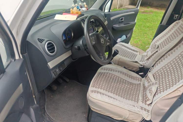 Used Suzuki Wagon R X5 2013 Revised Version 1.4L VVT Cruise Edition Driver Seat