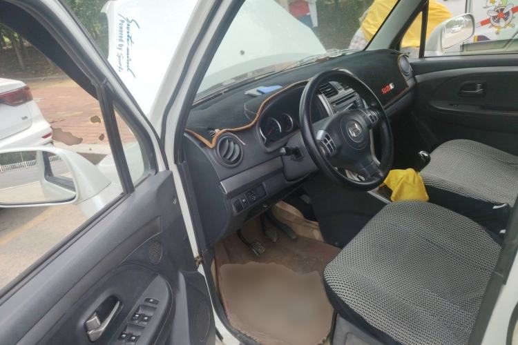 Used Suzuki Wagon R X5 2013 Revised Version 1.4L VVT Cruise Edition Driver Seat