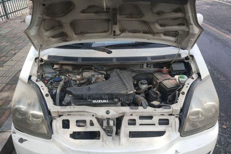 Used Suzuki Wagon R X5 2013 Cruise Edition 1.4L VVT Standard Model Engine Bay