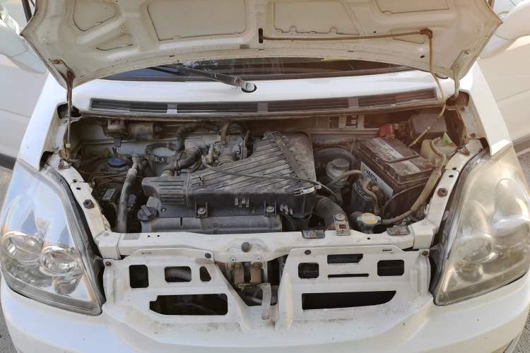 Used Suzuki Wagon R X5 2013 Revised Version 1.4L VVT Cruise Edition Engine Bay