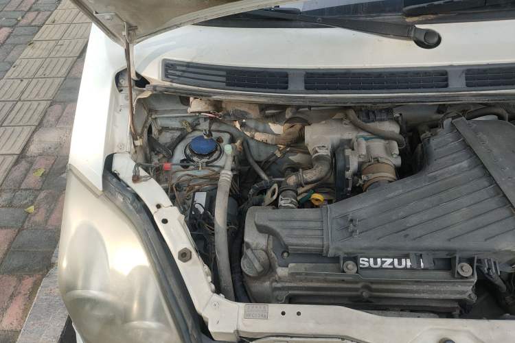 Used Suzuki Wagon R X5 2013 Cruise Edition 1.4L VVT Standard Model Engine Bay Right