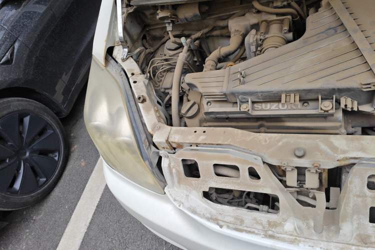Used Suzuki Wagon R X5 2013 Cruise Edition 1.4L VVT Luxury Model China IV Standard Engine Bay Right