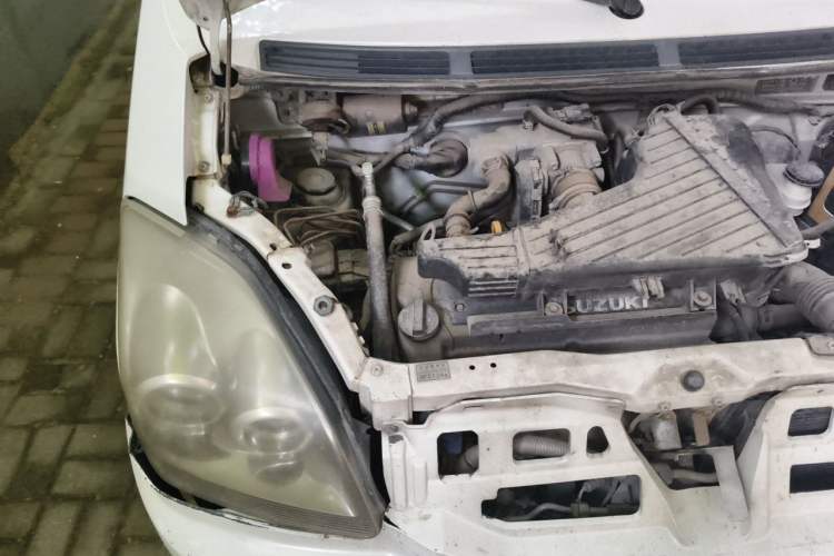 Used Suzuki Wagon R X5 2013 Cruise Edition 1.4L VVT Luxury Model China IV Standard Engine Bay Right