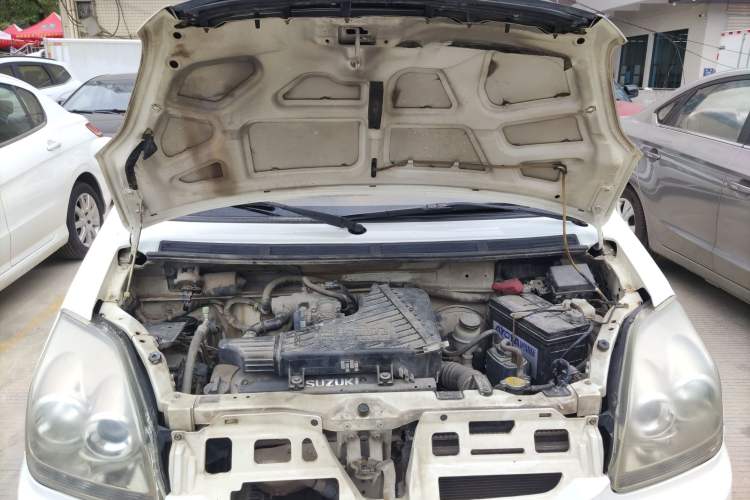 Used Suzuki Wagon R X5 2013 Revised Version 1.4L VVT Cruise Edition Engine Bay
