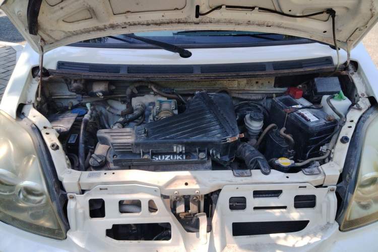 Used Suzuki Wagon R X5 2013 Revised Version 1.4L VVT Cruise Edition Engine Bay