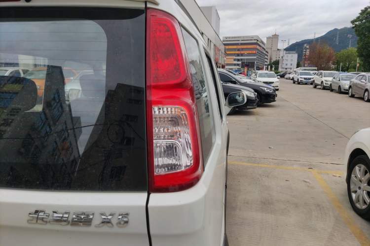 Used Suzuki Wagon R X5 2013 Revised Version 1.4L VVT Cruise Edition Exterior 6