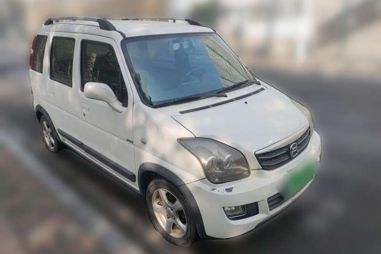 Used Suzuki Wagon R X5 2013 Cruise Edition 1.4L VVT Standard Model Front Right 45 Deg