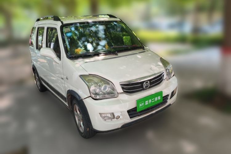 Used Suzuki Wagon R X5 2013 Revised Version 1.4L VVT Cruise Edition Front Right 45 Deg