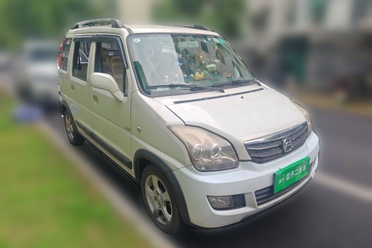 Used Suzuki Wagon R X5 2013 Revised Version 1.4L VVT Cruise Edition Front Right 45 Deg