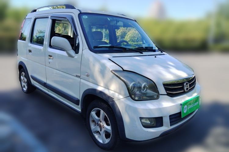 Used Suzuki Wagon R X5 2013 Revised Version 1.4L VVT Cruise Edition Front Right 45 Deg
