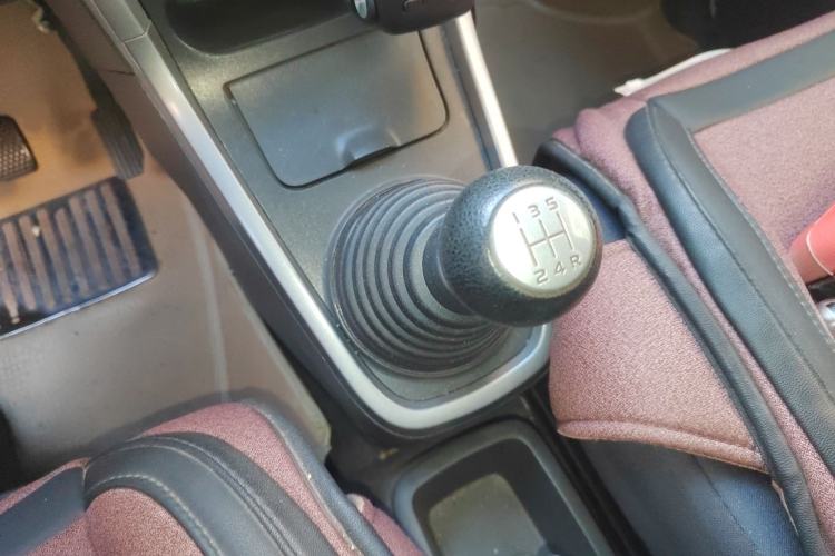 Used Suzuki Wagon R X5 2013 Revised Version 1.4L VVT Cruise Edition Gear Lever
