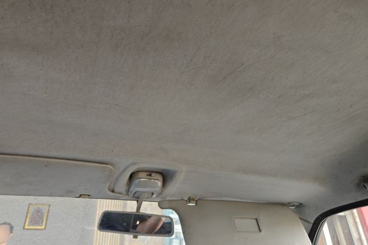 Used Suzuki Wagon R X5 2013 Cruise Edition 1.4L VVT Standard Model Headliner