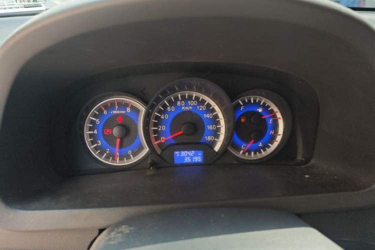 Used Suzuki Wagon R X5 2013 Facelift 1.4L Luxury Edition Instrument Cluster